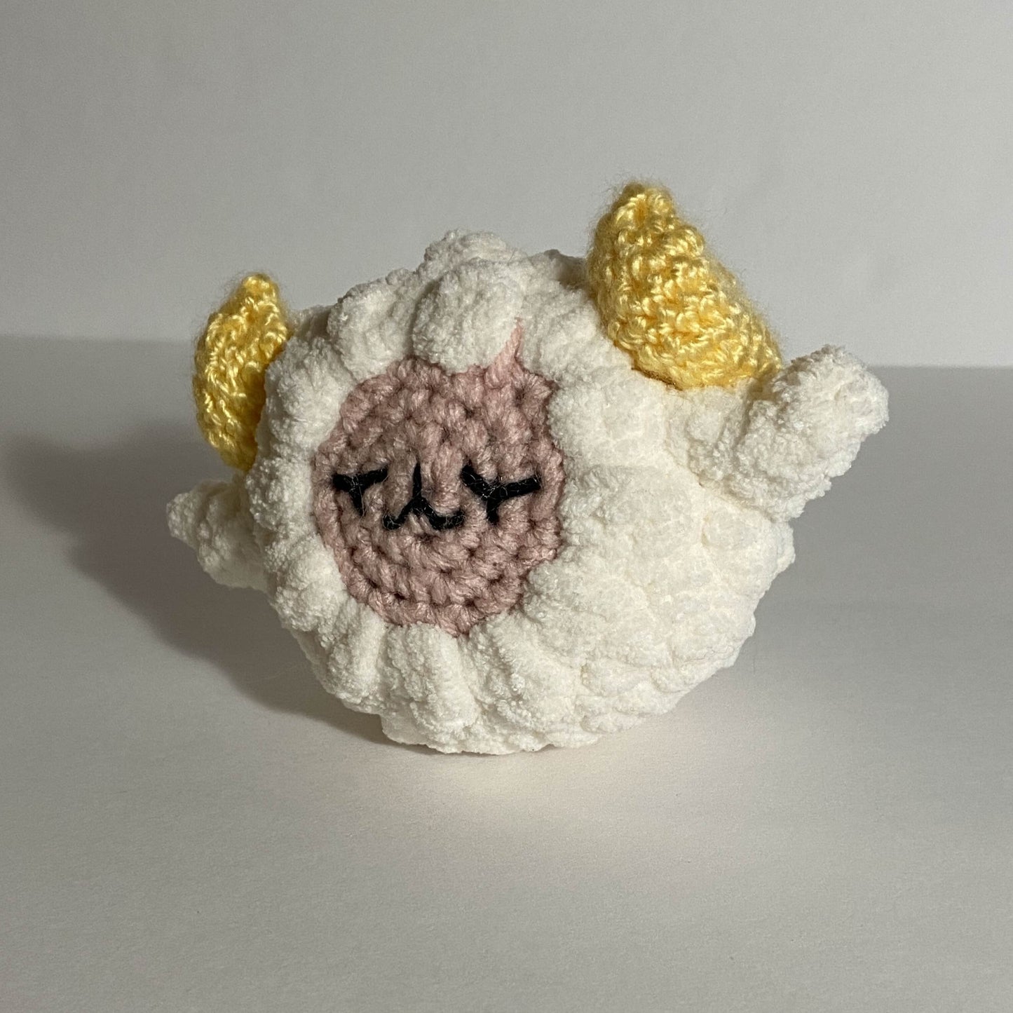 Mesarthim the Ram Amigurumi
