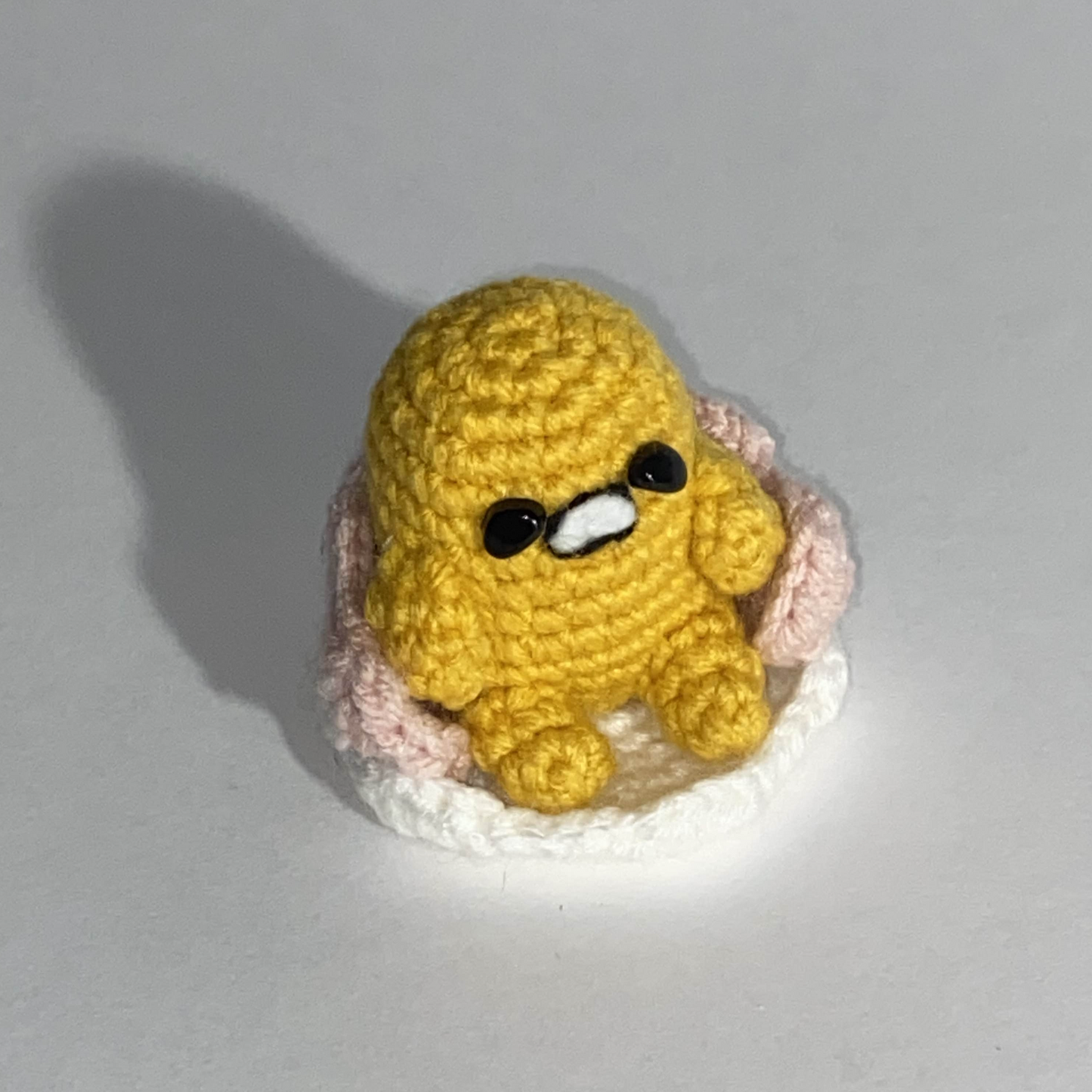 Gudetama Amigurumi